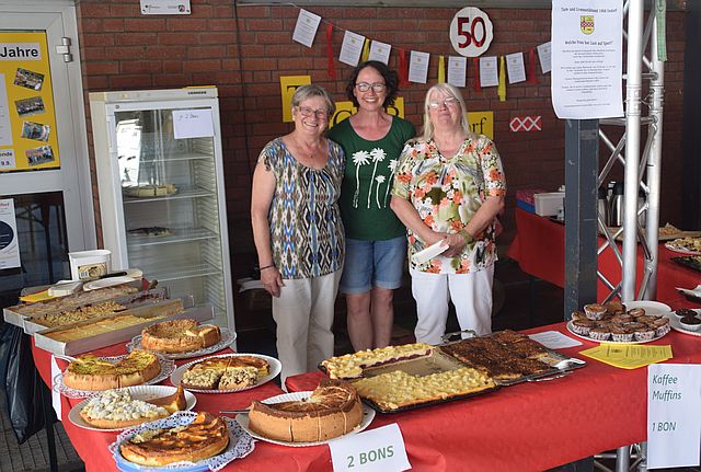 Uedorf 875 Jahre: Turn- und Gymnastikbund sorgte für Kaffee und Kuchen
