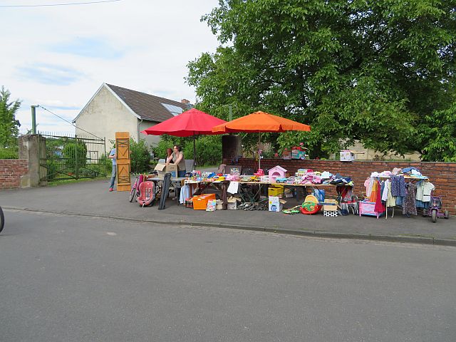 Uedorfer Garagenflohmarkt 2017 Jüssenhof