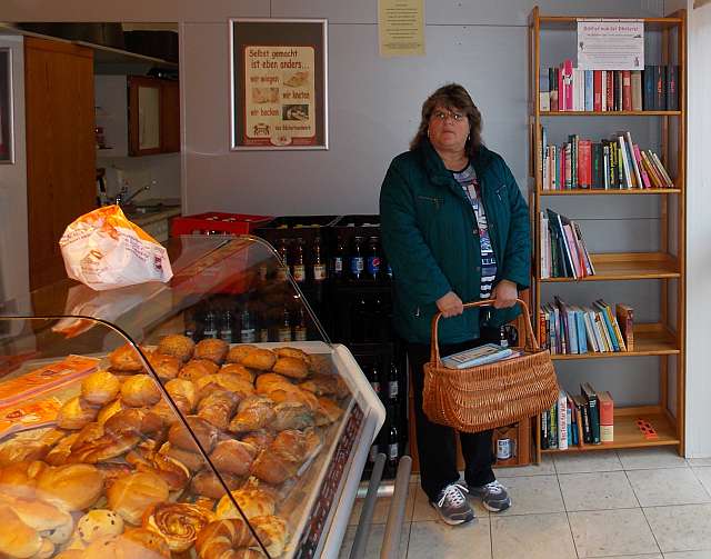 Offenes Bücherregal in Uedorf