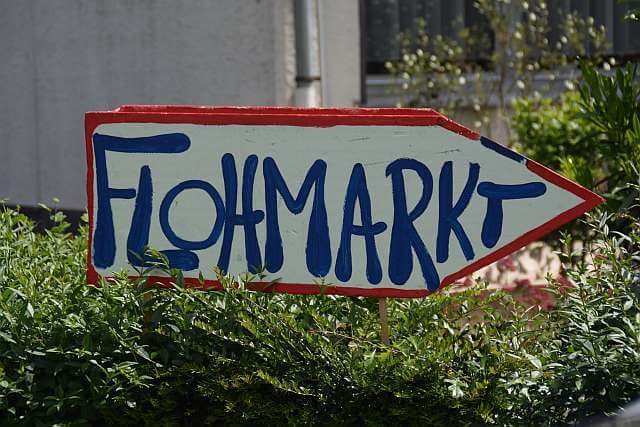 garagenflohmarkt-symbolfoto